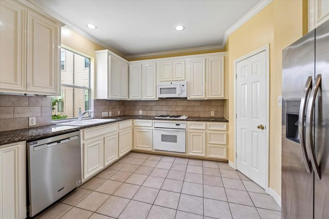 2915 Jackson Street, Houston, TX 77004