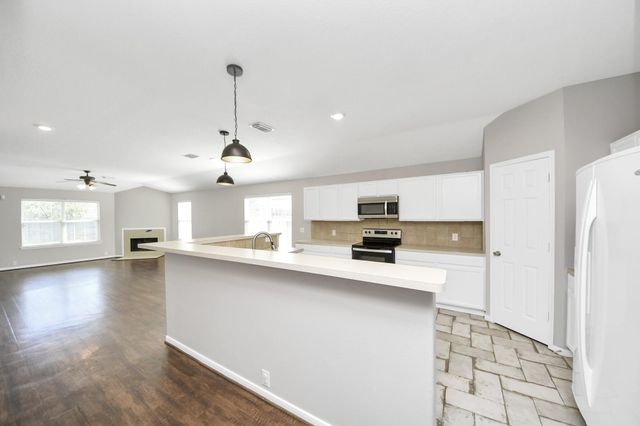 2822 Sandberry Drive, Kingwood, TX 77345