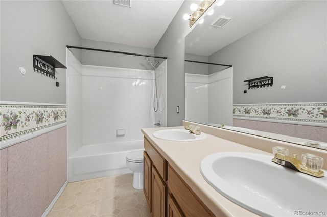 5022 Yates Circle, Broomfield, CO 80020