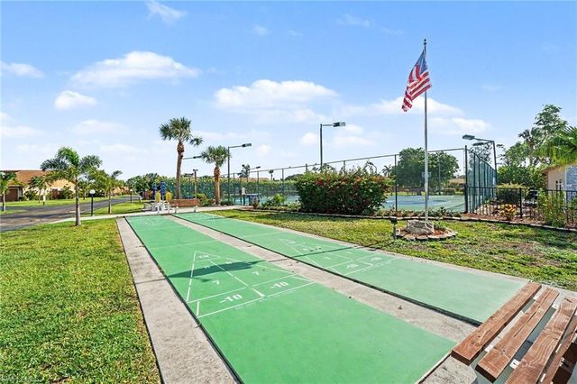 17310 Timber Oak LN, Fort Myers, FL 33908