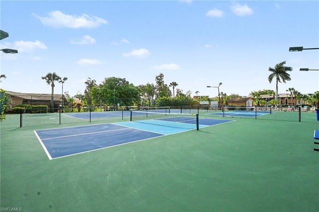 17310 Timber Oak LN, Fort Myers, FL 33908