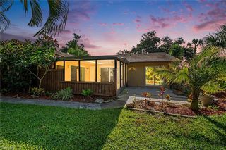 17310 Timber Oak LN, Fort Myers, FL 33908