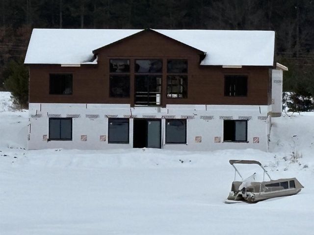 W5772 Island View Drive, New Lisbon, WI 53950