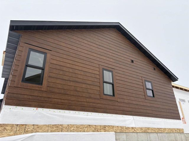 W5772 Island View Drive, New Lisbon, WI 53950