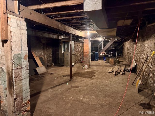 28 Ripley Place, Buffalo, NY 14213