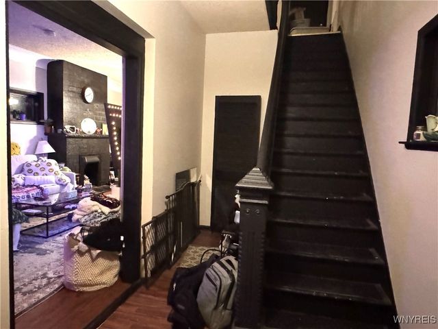 28 Ripley Place, Buffalo, NY 14213