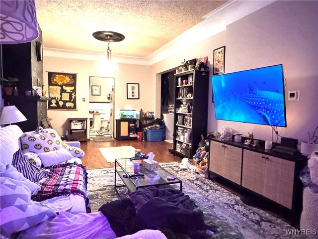 28 Ripley Place, Buffalo, NY 14213