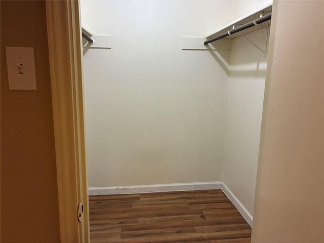 9200 W Bellfort Street 20, Houston, TX 77031