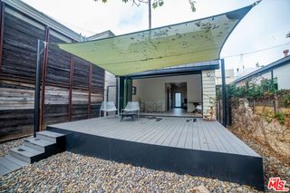 205 Venice Way, Los Angeles, CA 90291