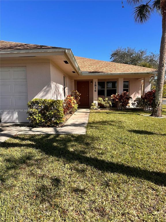 1816 Blue Heron Ln c, Fort Pierce, FL 34982