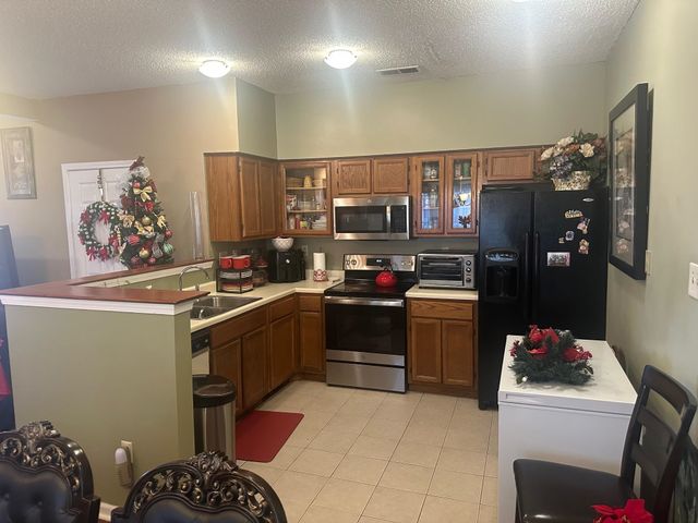 5147 WALTON LAKE ST, Memphis, TN 38118