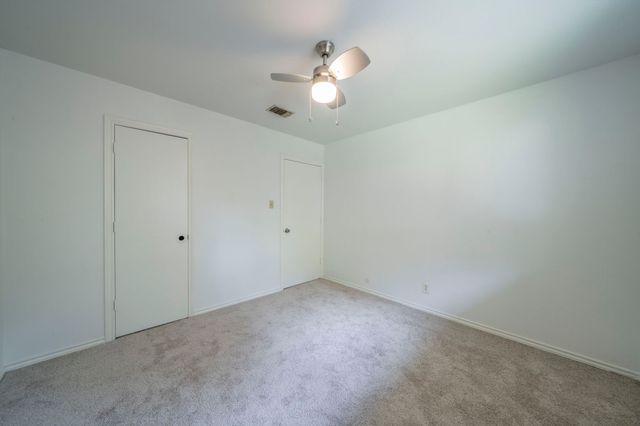 105 Briar Lane, Waxahachie, TX 75165