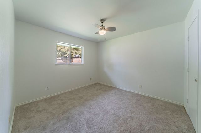 105 Briar Lane, Waxahachie, TX 75165