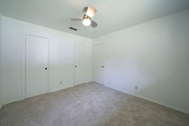 105 Briar Lane, Waxahachie, TX 75165