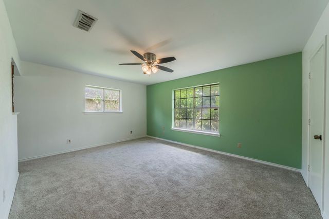 105 Briar Lane, Waxahachie, TX 75165