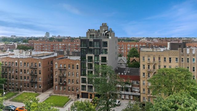 379 Ocean Pkwy Apt 5C, New York City, NY 11218