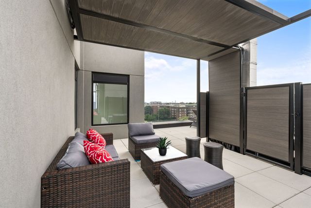 379 Ocean Pkwy Apt 5C, New York City, NY 11218