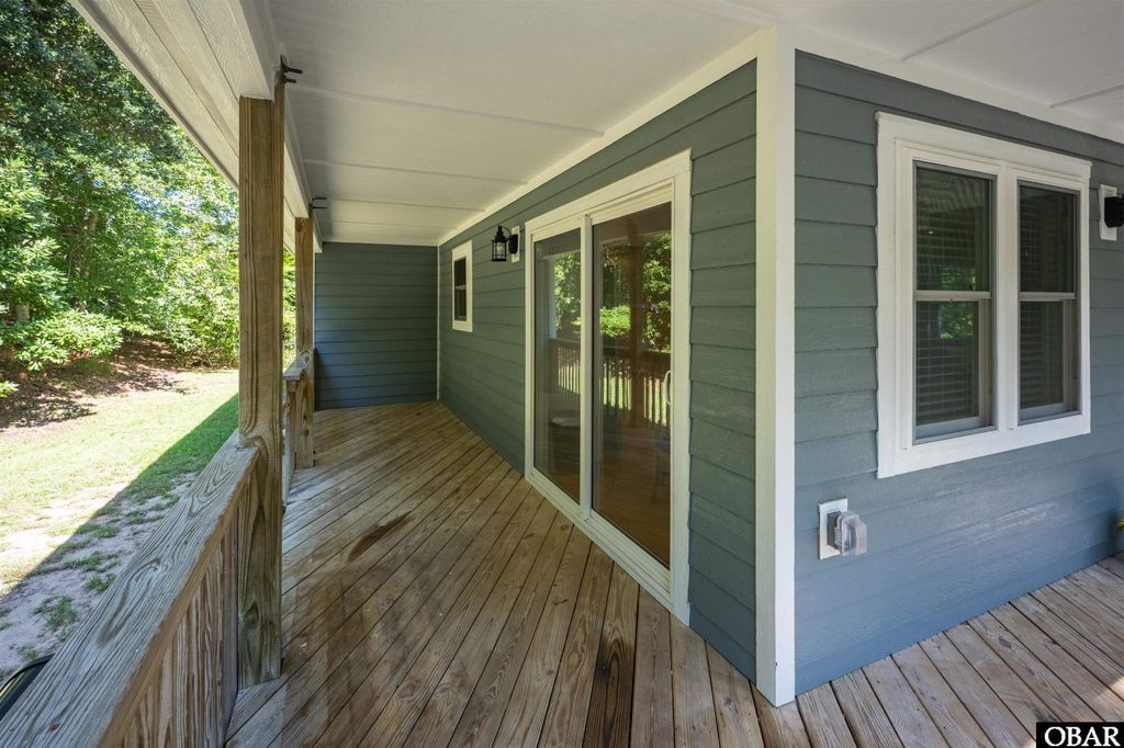 Image 27 of property listing at 5104 The Woods Road, Kitty Hawk, NC 27949
