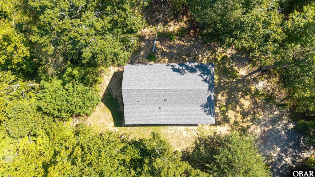 Image 30 of property listing at 5104 The Woods Road, Kitty Hawk, NC 27949