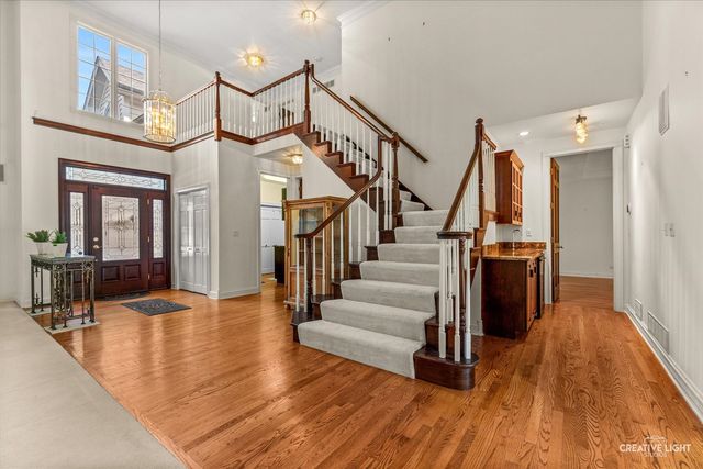 4N468 S Robert Frost Circle, St. Charles, IL 60175
