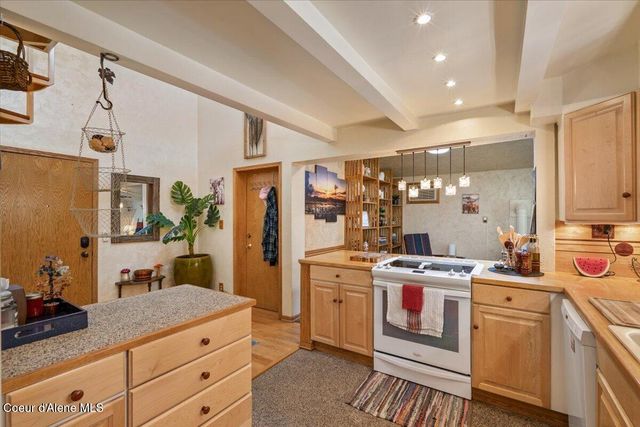 726 N 11th ST, Coeur D'alene, ID 83814