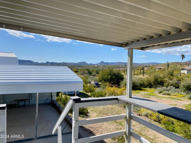 3740 W JENNY LIN Road, New River, AZ 85087