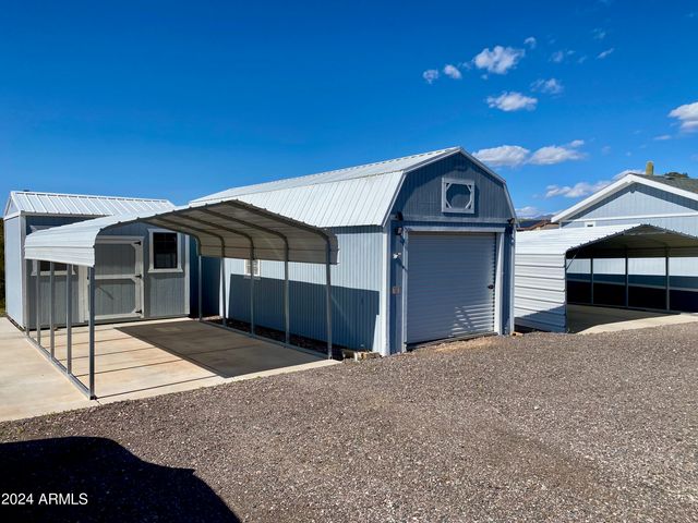 3740 W JENNY LIN Road, New River, AZ 85087