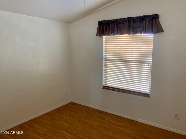 3740 W JENNY LIN Road, New River, AZ 85087