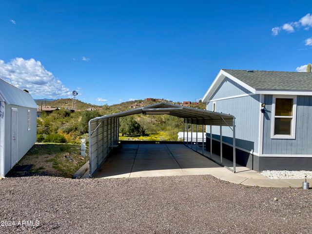 3740 W JENNY LIN Road, New River, AZ 85087