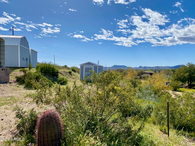 3740 W JENNY LIN Road, New River, AZ 85087