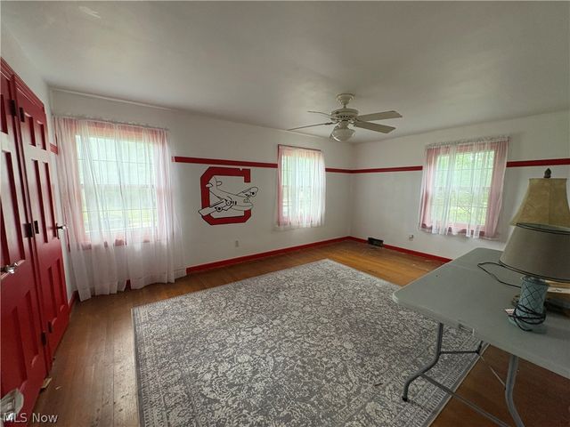 370 N Main Street, Columbiana, OH 44408