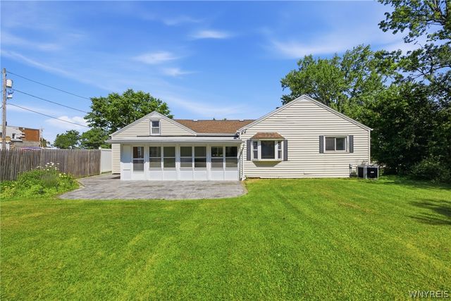 4457 Lake Shore Road, Hamburg, NY 14075