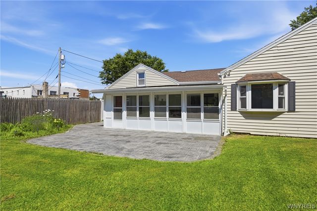 4457 Lake Shore Road, Hamburg, NY 14075