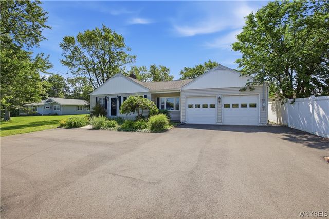 4457 Lake Shore Road, Hamburg, NY 14075