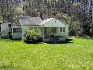 8951 US 25/70 Highway, Marshall, NC 28753