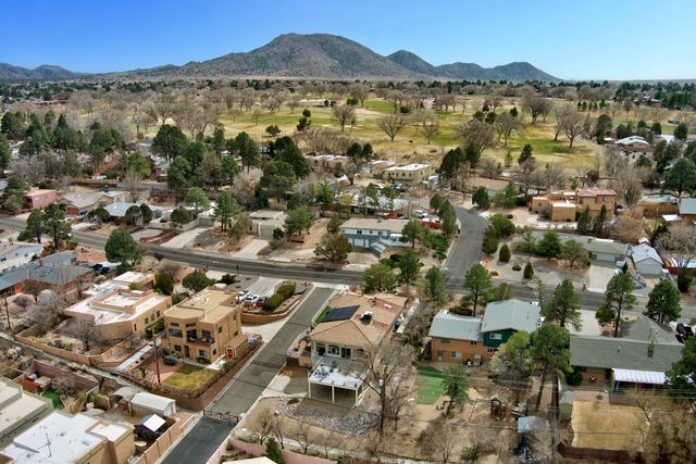 701 Stagecoach Road SE, Albuquerque, NM 87123
