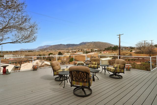 701 Stagecoach Road SE, Albuquerque, NM 87123
