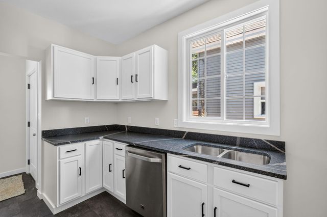 771 Aurora Avenue, Saint Paul, MN 55104
