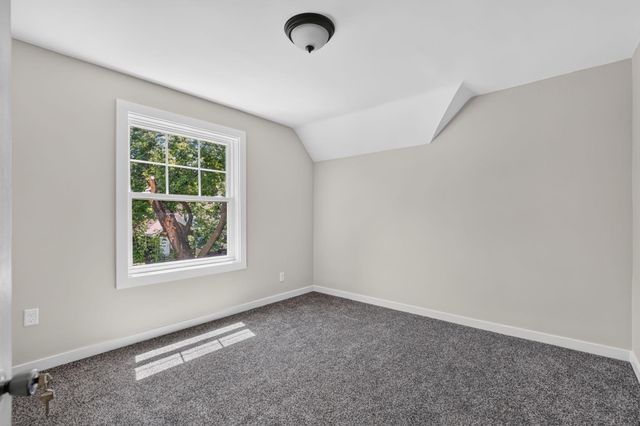 771 Aurora Avenue, Saint Paul, MN 55104