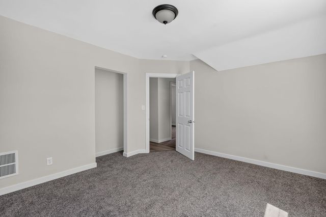 771 Aurora Avenue, Saint Paul, MN 55104
