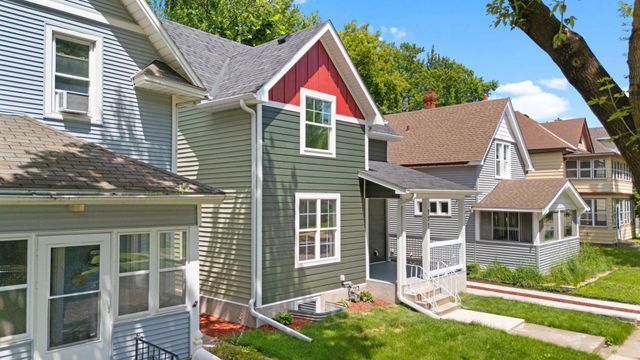 771 Aurora Avenue, Saint Paul, MN 55104