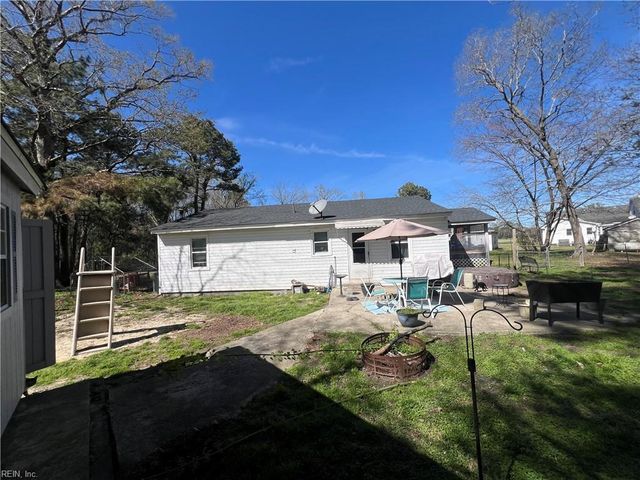 31359 Grants LN, Carrsville, VA 23315