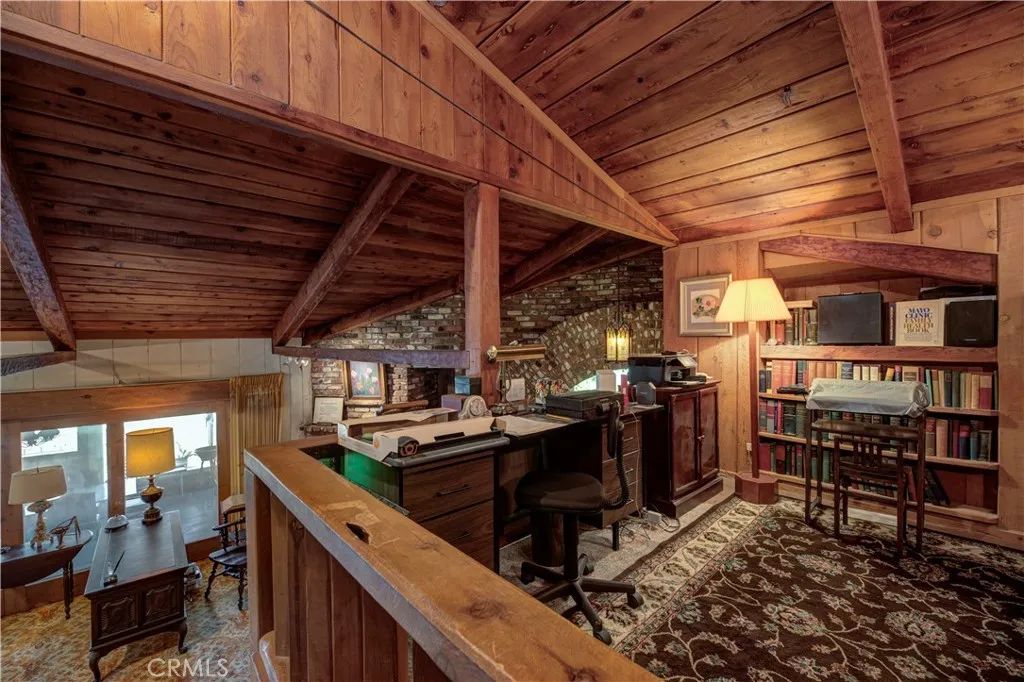 Image 13 of property listing at 2521 Novato Place, Palos Verdes Estates, CA 90274