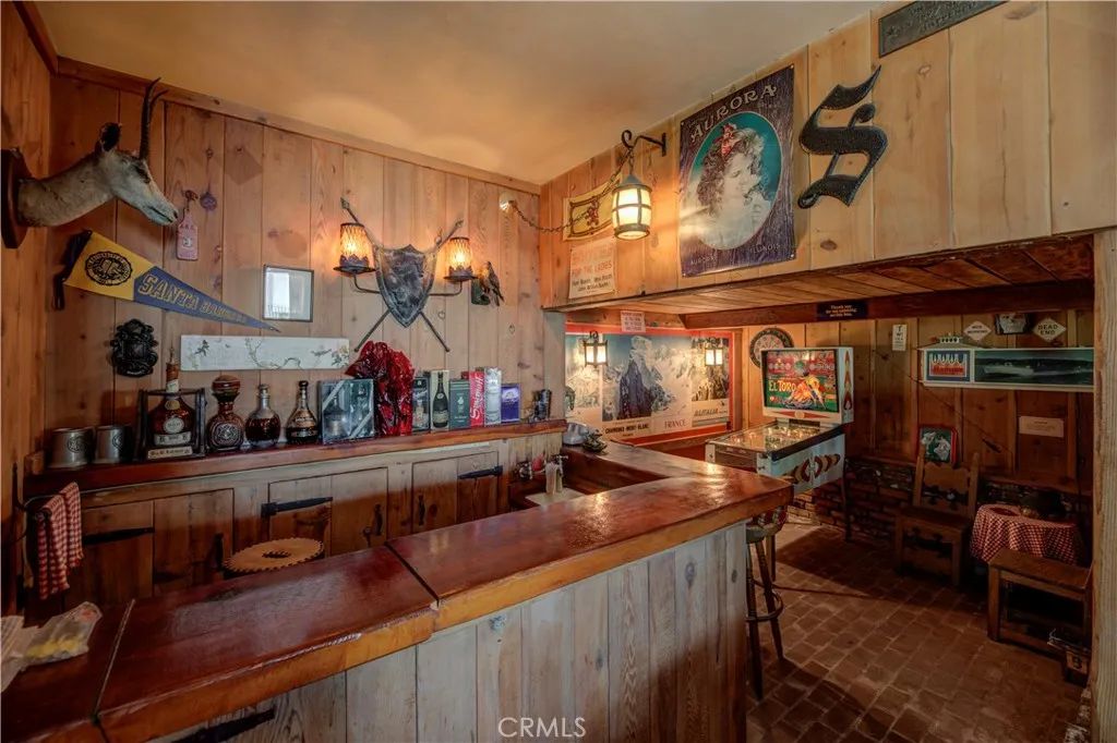 Image 14 of property listing at 2521 Novato Place, Palos Verdes Estates, CA 90274