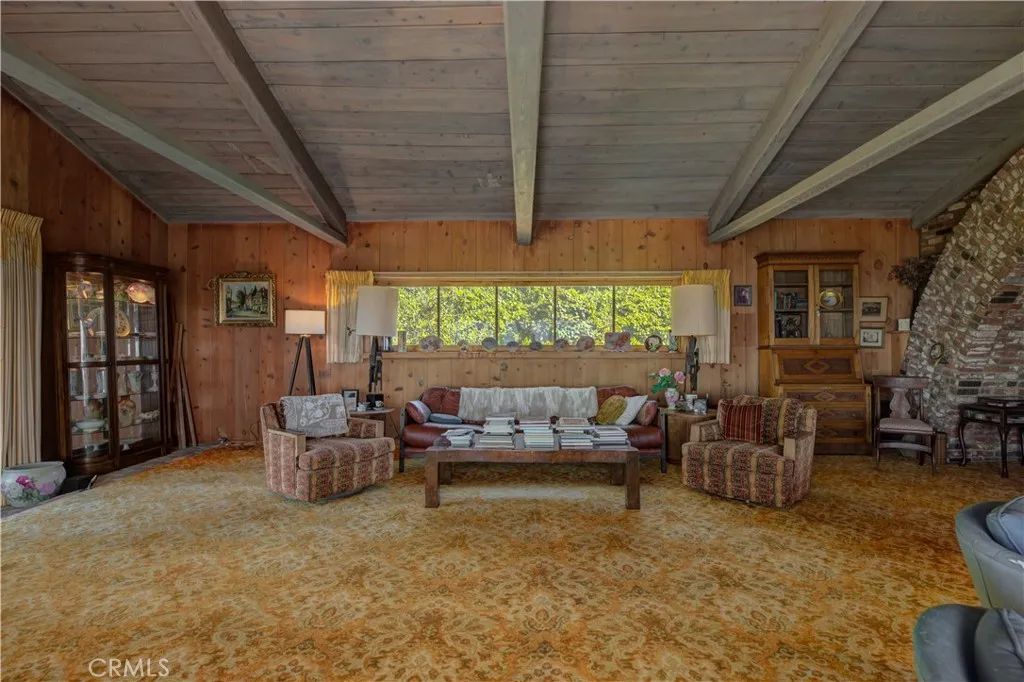 Image 21 of property listing at 2521 Novato Place, Palos Verdes Estates, CA 90274