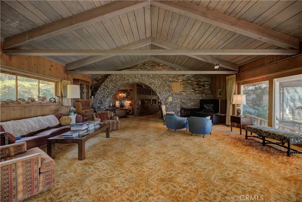 Image 22 of property listing at 2521 Novato Place, Palos Verdes Estates, CA 90274