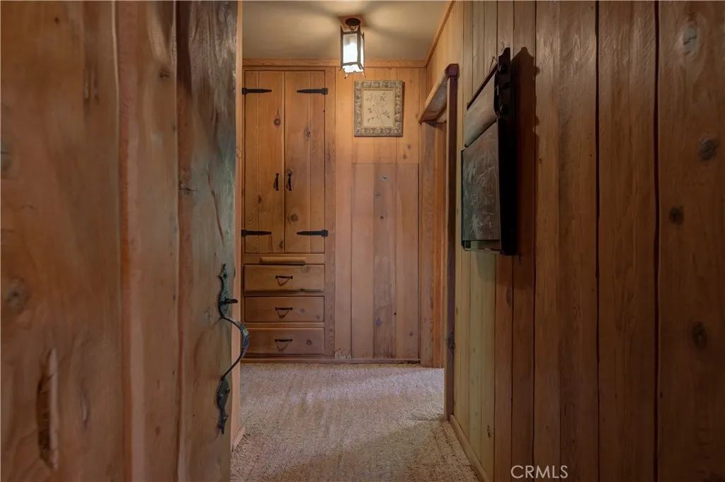 Image 25 of property listing at 2521 Novato Place, Palos Verdes Estates, CA 90274