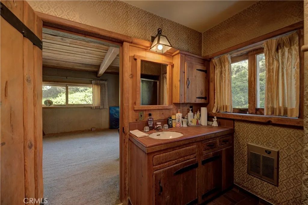 Image 39 of property listing at 2521 Novato Place, Palos Verdes Estates, CA 90274