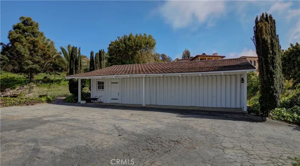 Image 60 of property listing at 2521 Novato Place, Palos Verdes Estates, CA 90274