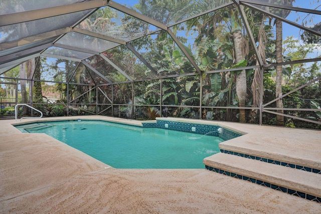 1283 Barnstaple Circle, Wellington, FL 33414